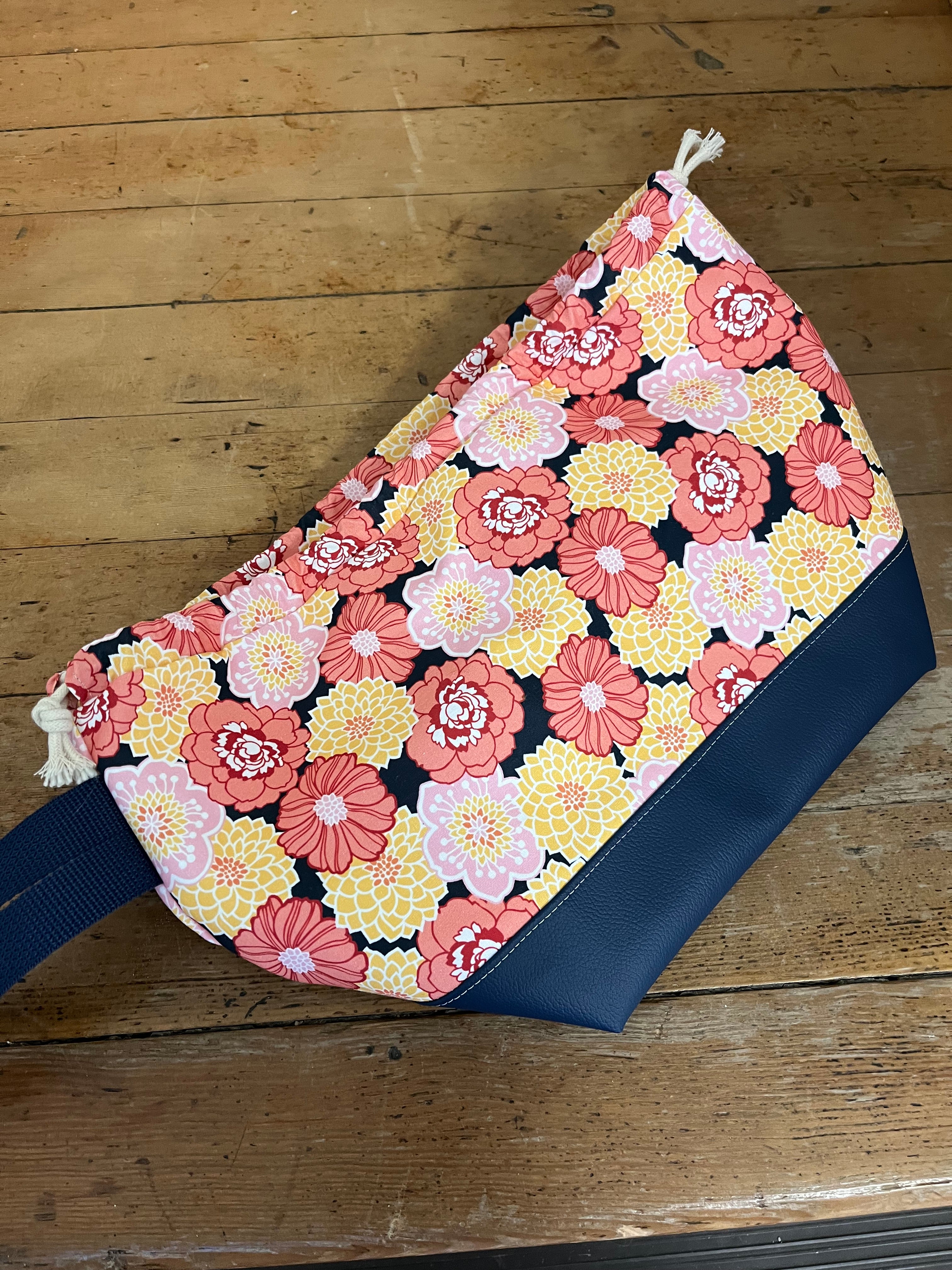 Deedlebug Creations Finch Buckets