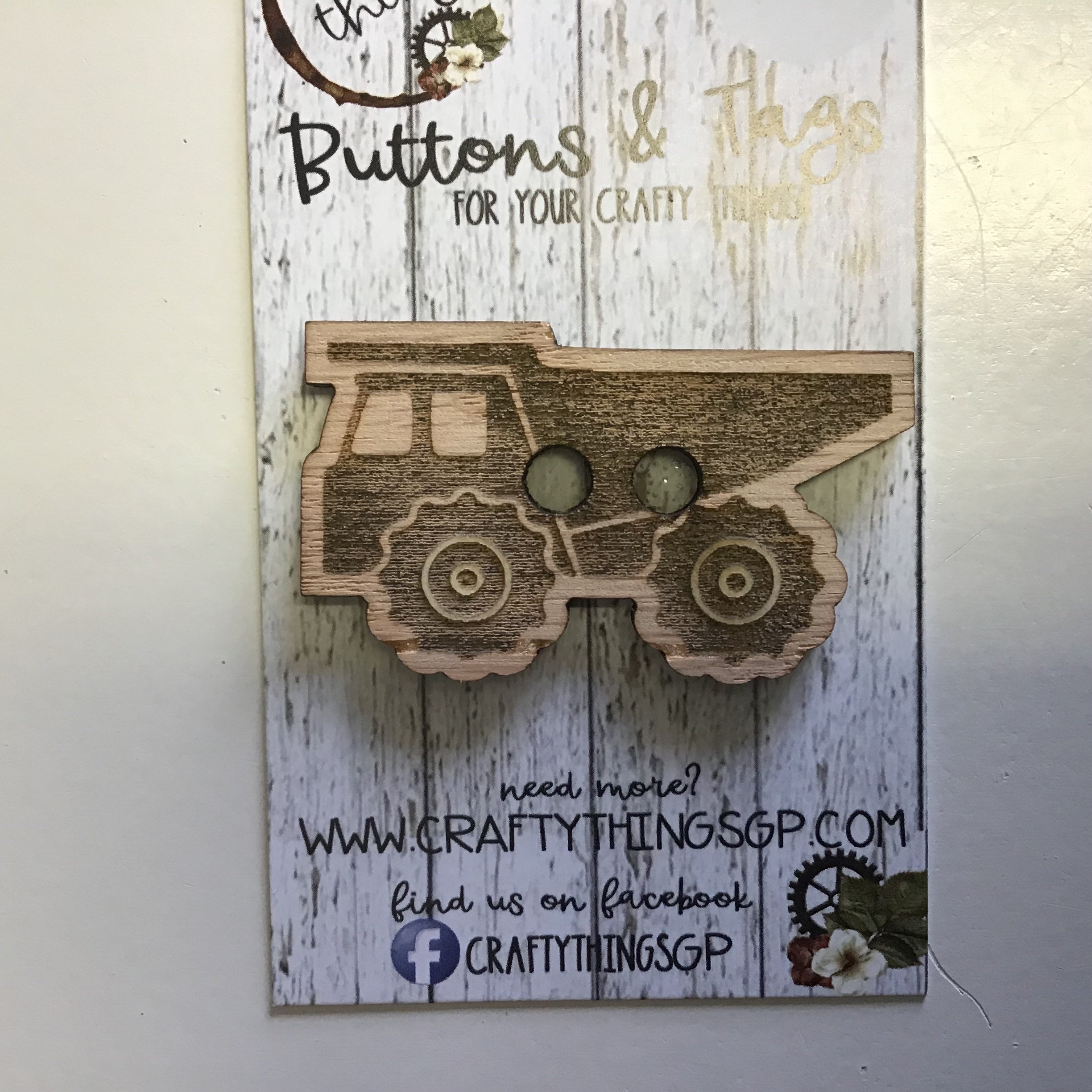 Crafty Things Buttons