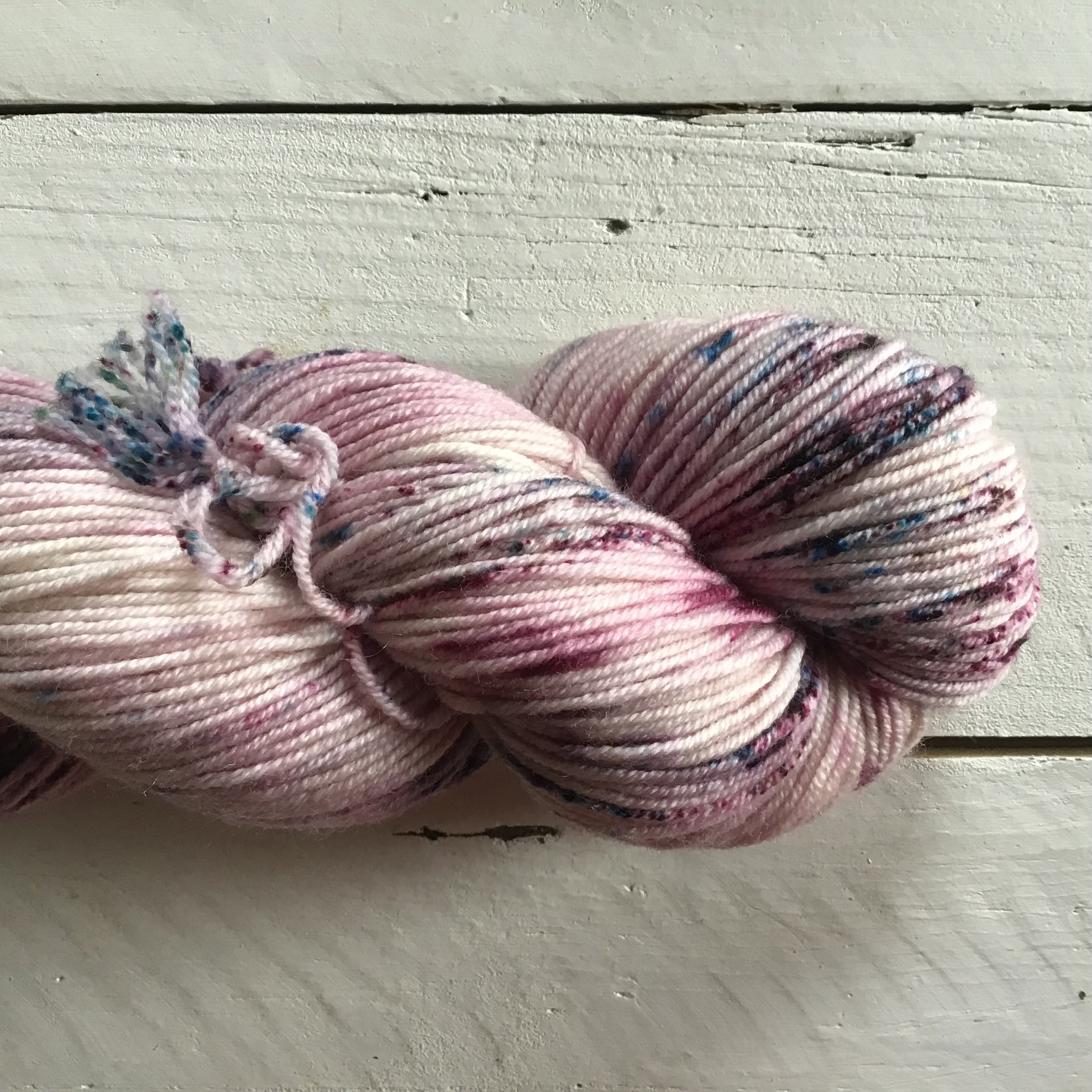 Farmer's Daughter Fibers, FREE SHIPPING on orders @$150. International shipping!