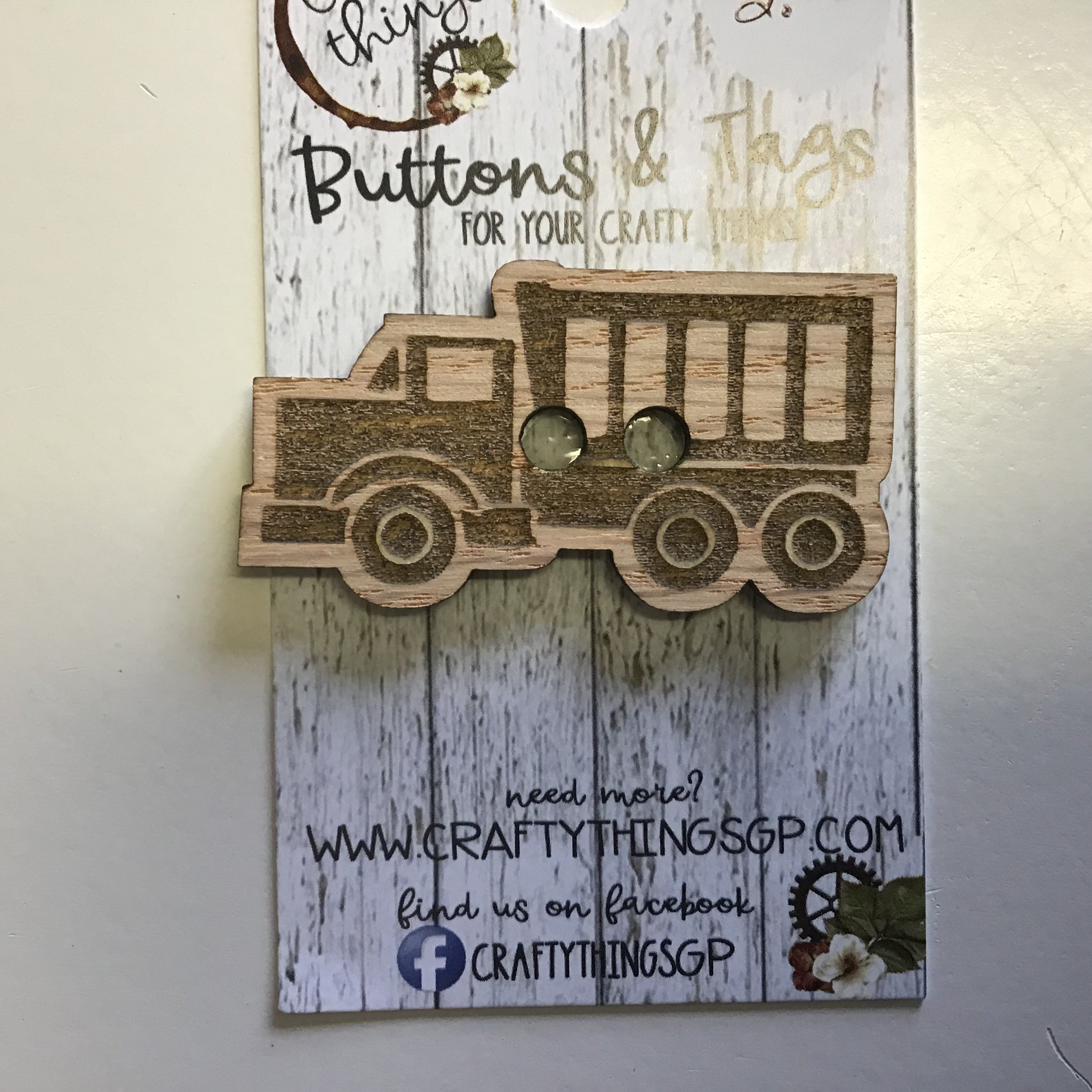 Crafty Things Buttons